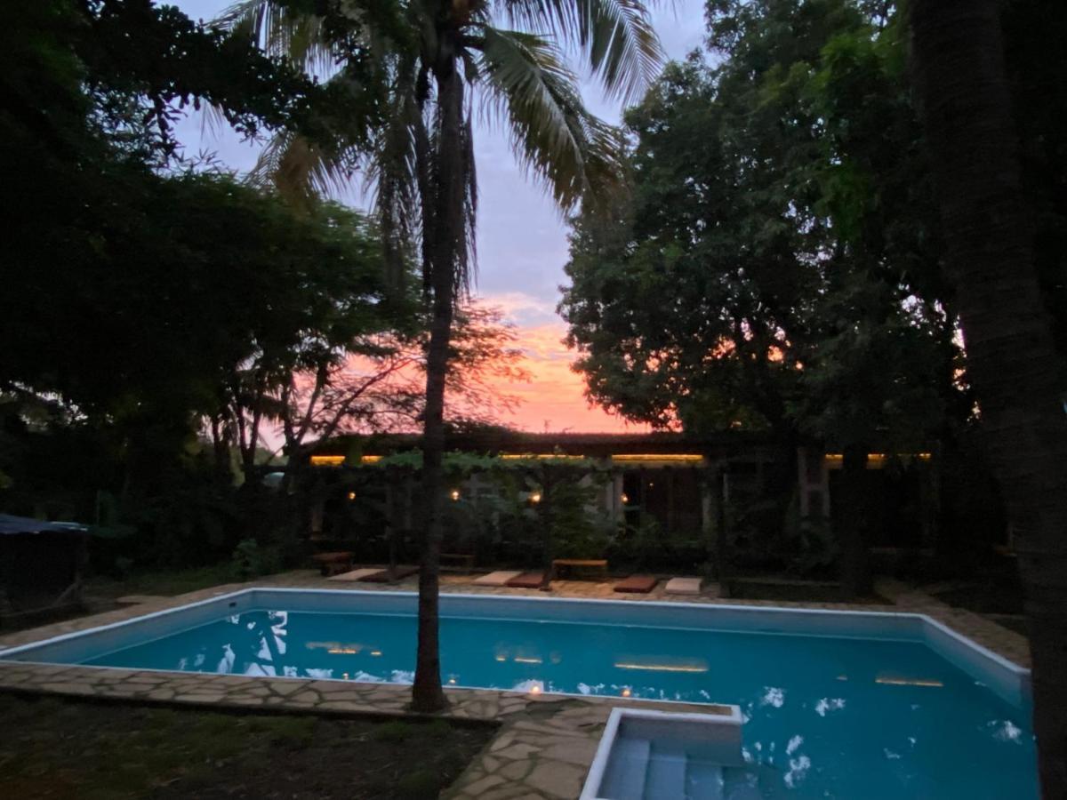 Hostal Casa Abierta Leon Ngoại thất bức ảnh